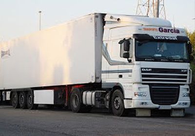 Garsotrans - García Sopo Transportes, S.L. camión blanco